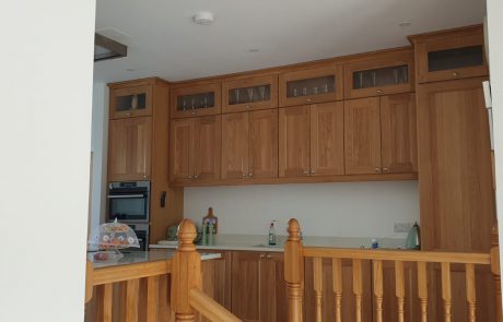 Solid Oak Shaker Style Kitchen